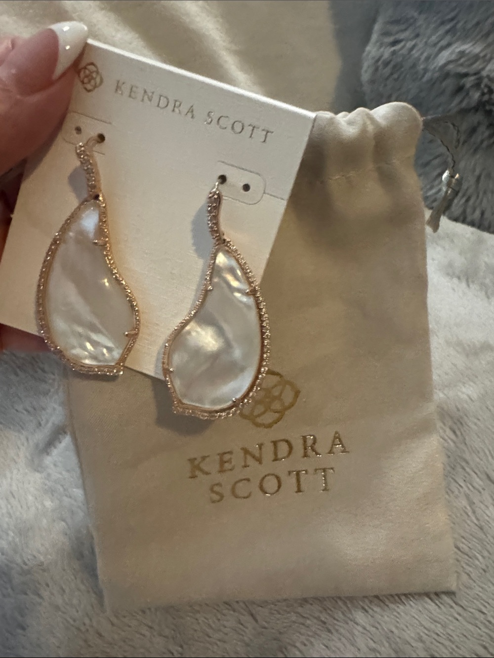 Kendra Scott Rose Gold & White Iridescent Teardrop Earrings